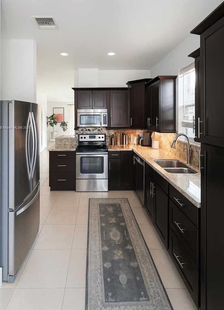 Small Image of 1139 NORTH EAST 3RD AVE, Fort Lauderdale Number 6