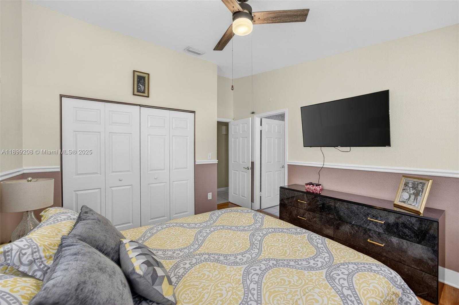 Small Image of 28241 SOUTH WEST 157TH CT, Homestead Number 32