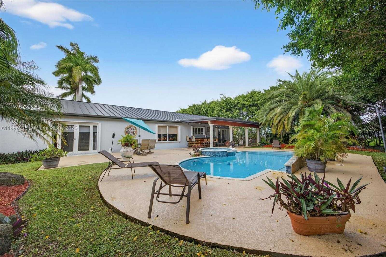 Small Image of 28241 SOUTH WEST 157TH CT, Homestead Number 34