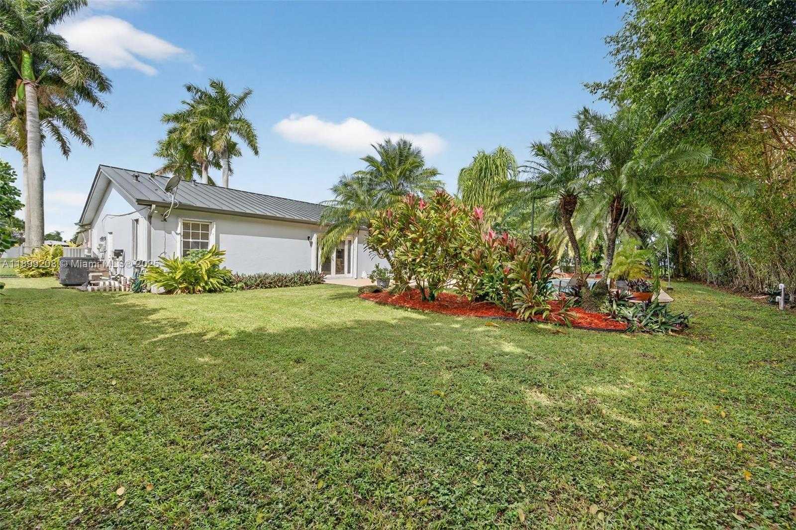 Small Image of 28241 SOUTH WEST 157TH CT, Homestead Number 40