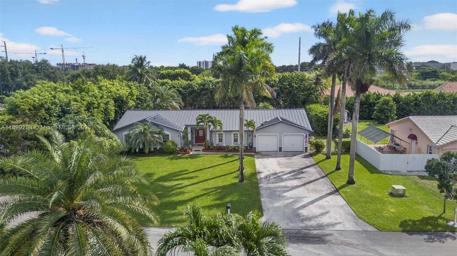 Small Image of 28241 SOUTH WEST 157TH CT, Homestead Number 43