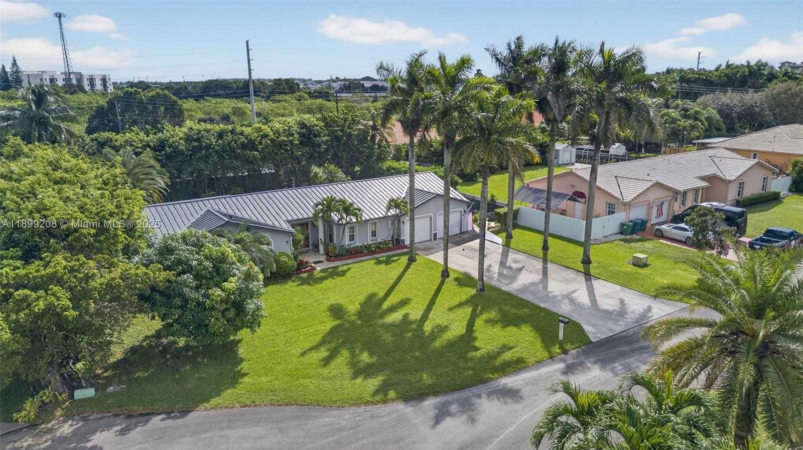 Small Image of 28241 SOUTH WEST 157TH CT, Homestead Number 44