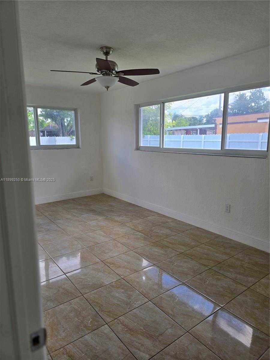 Small Image of 6701 SOUTH WEST 26TH CT, Miramar Number 6