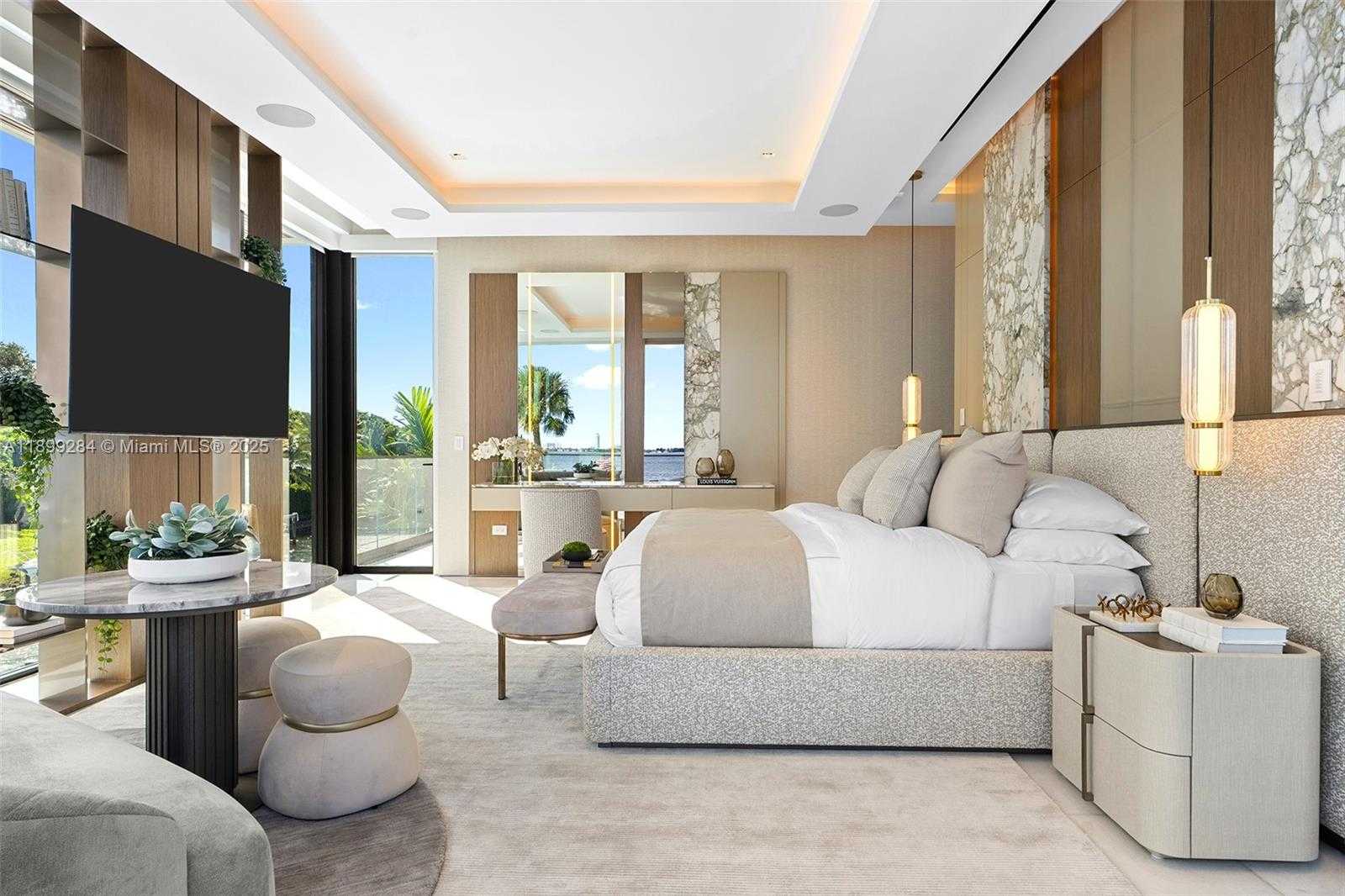 Small Image of 790 LAKE RD, Miami Number 38