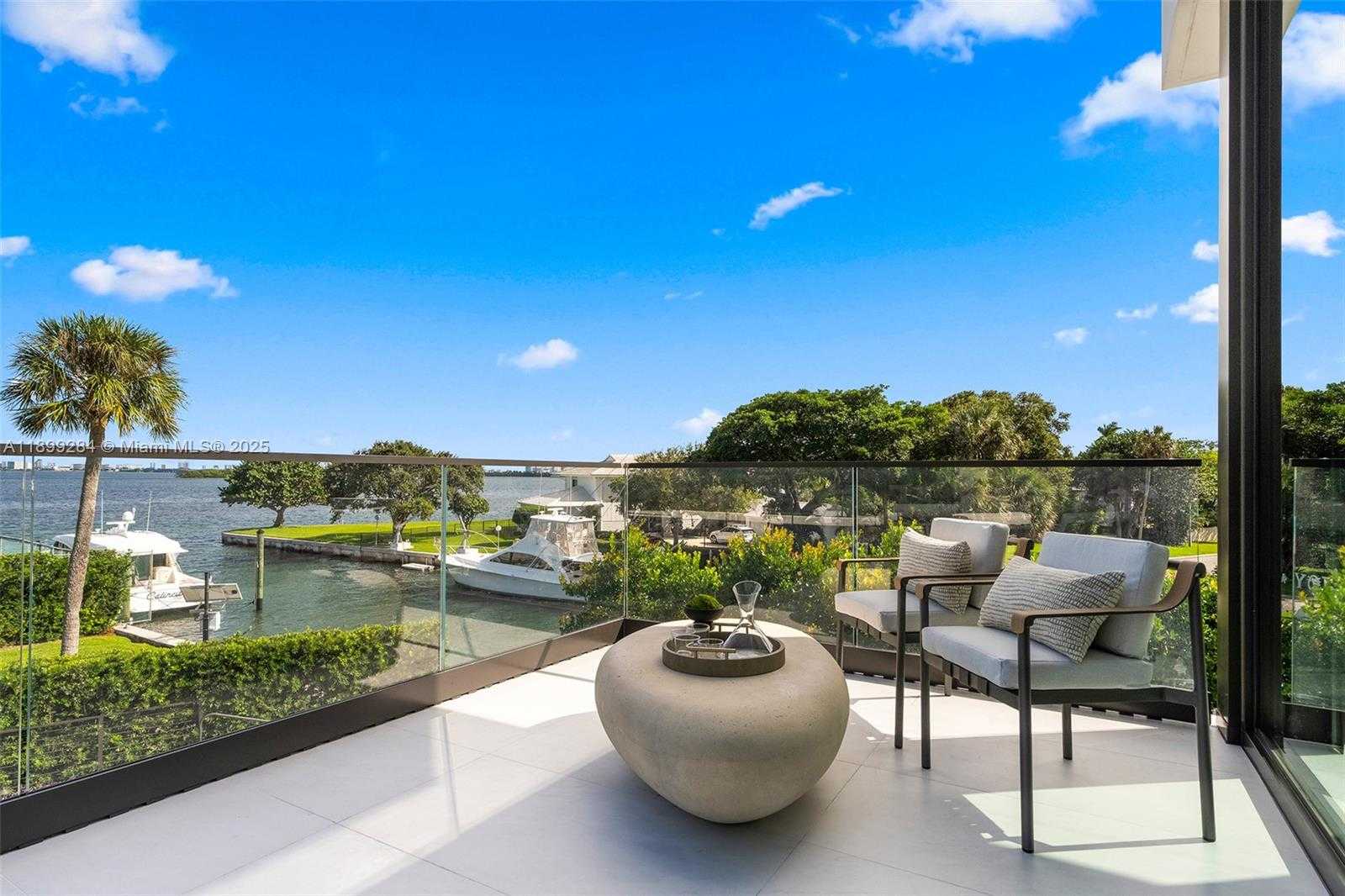 Small Image of 790 LAKE RD, Miami Number 45