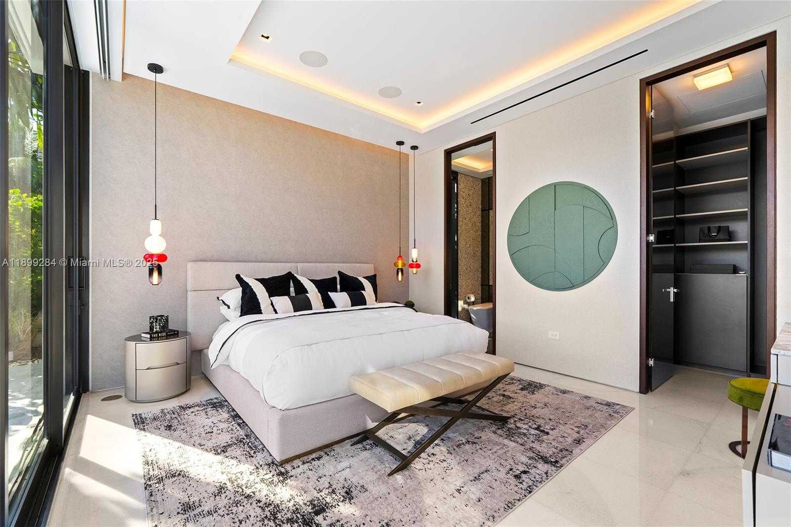 Small Image of 790 LAKE RD, Miami Number 49