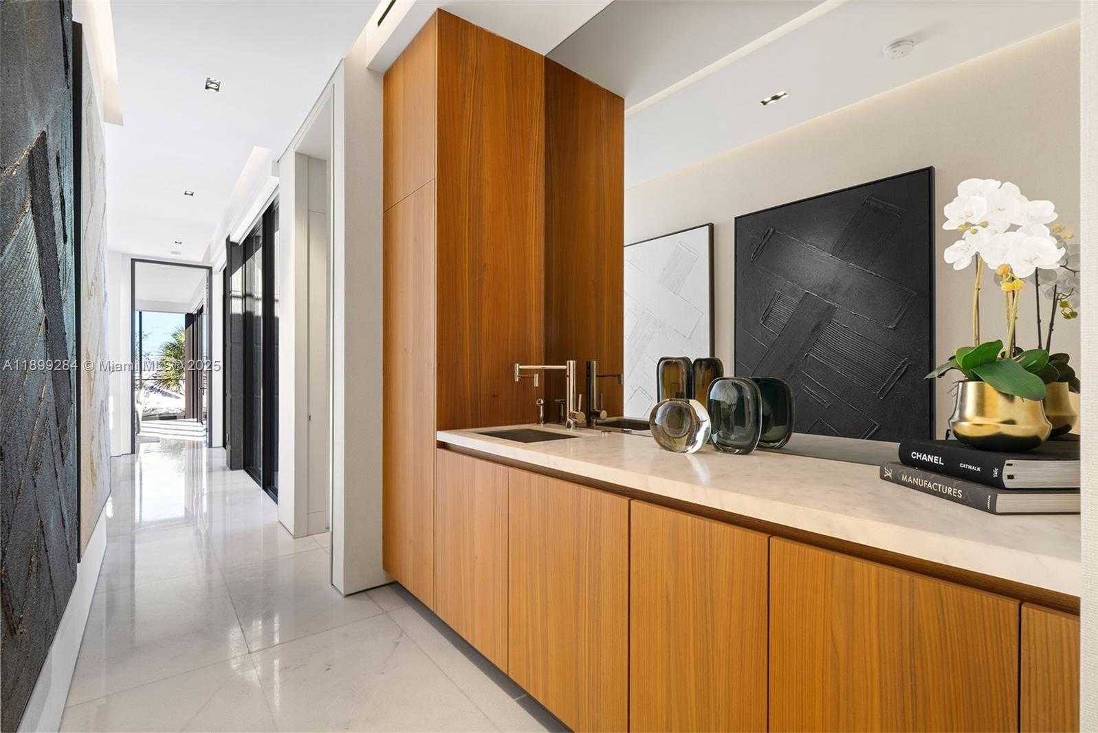 Small Image of 790 LAKE RD, Miami Number 59