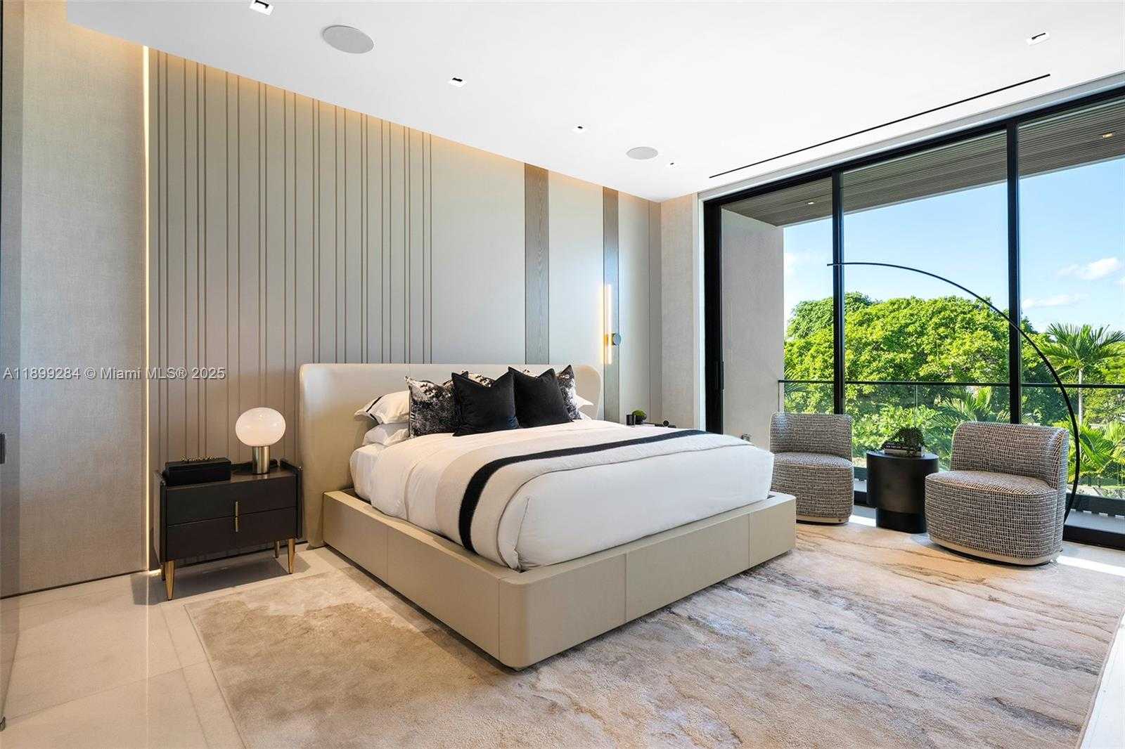 Small Image of 790 LAKE RD, Miami Number 60