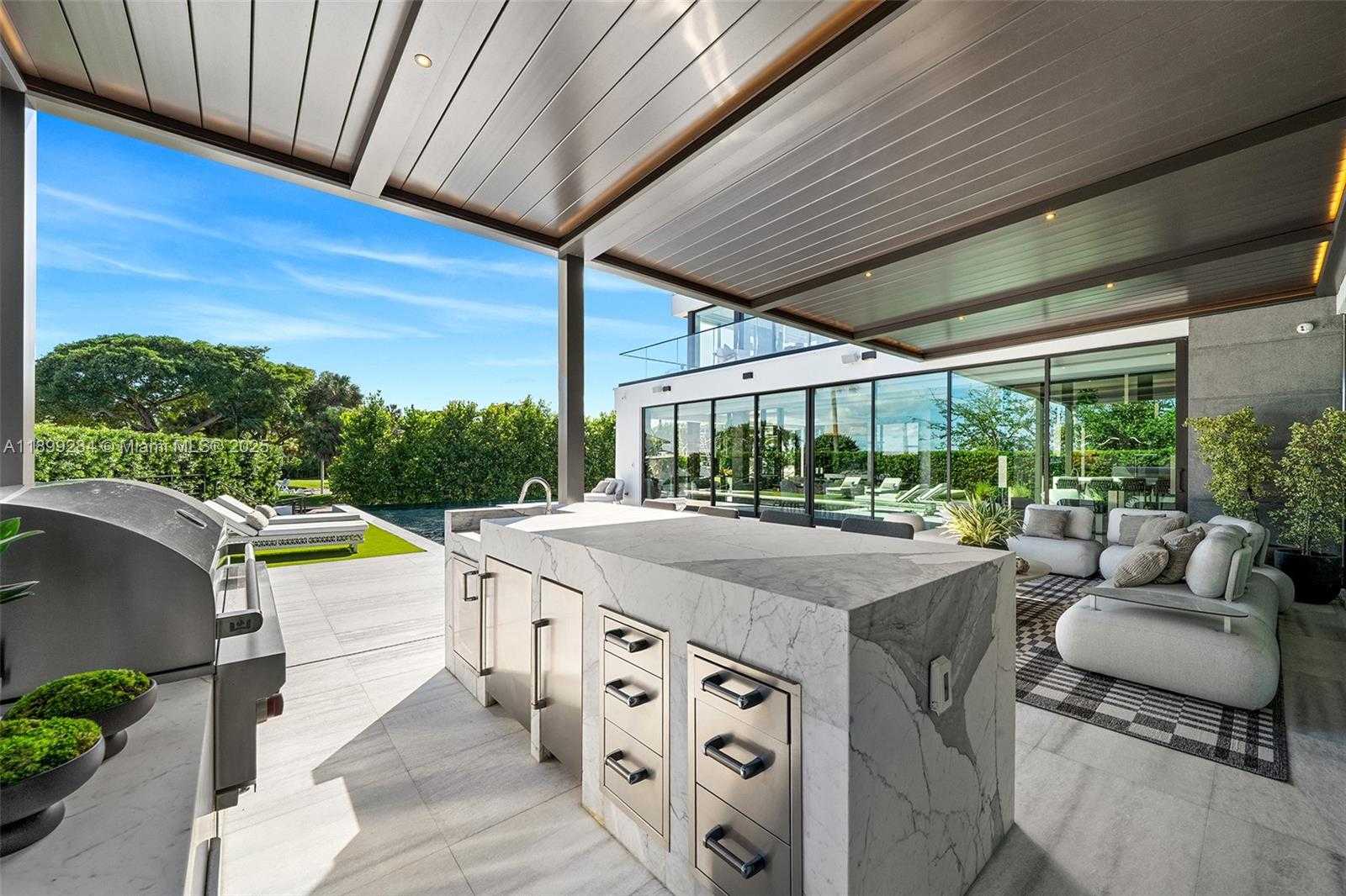 Small Image of 790 LAKE RD, Miami Number 74