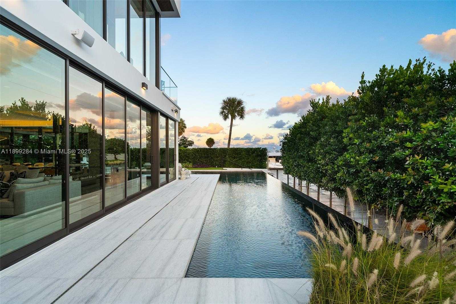 Small Image of 790 LAKE RD, Miami Number 77