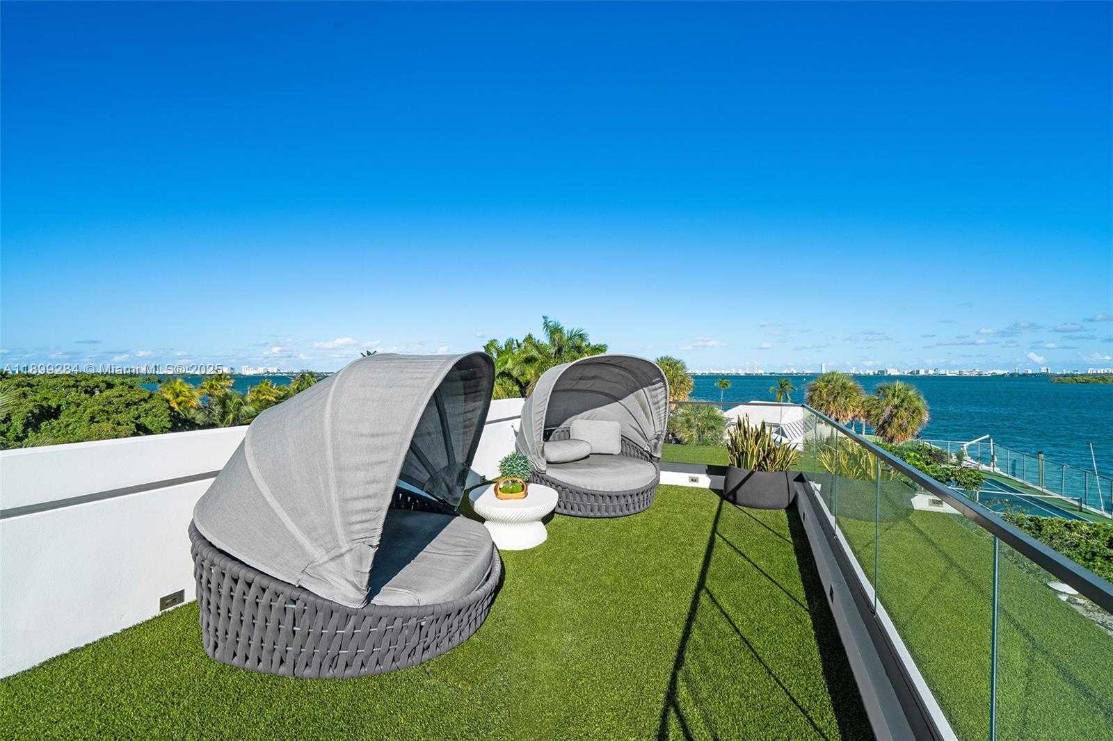 Small Image of 790 LAKE RD, Miami Number 82