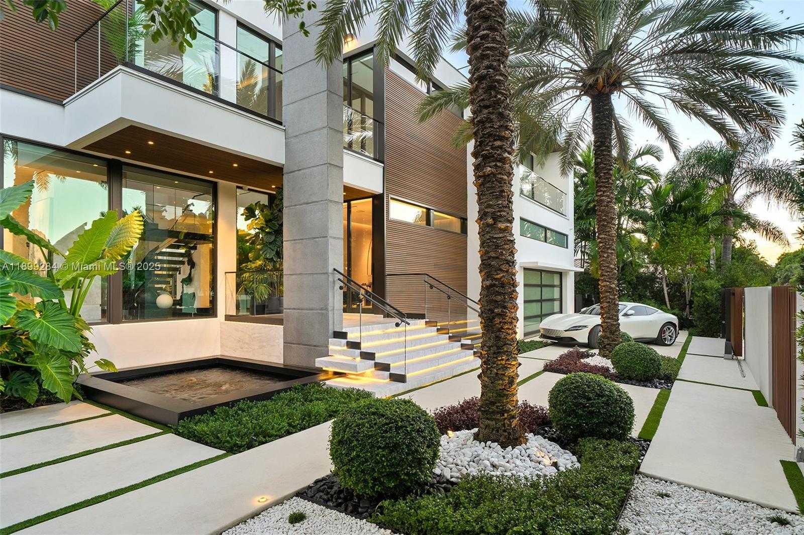 Small Image of 790 LAKE RD, Miami Number 85