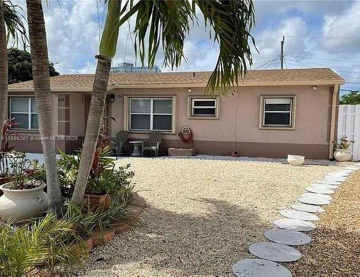 Small Image of 621 NORTH EAST 61ST ST, Oakland Park Number 2