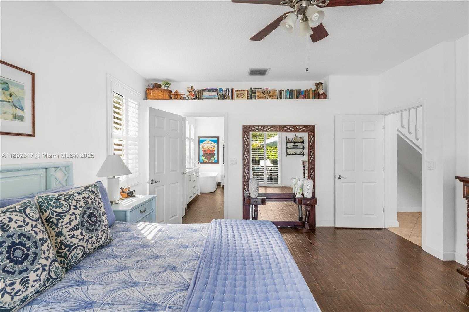 Small Image of 10821 WEST LONDON ST, Cooper City Number 19