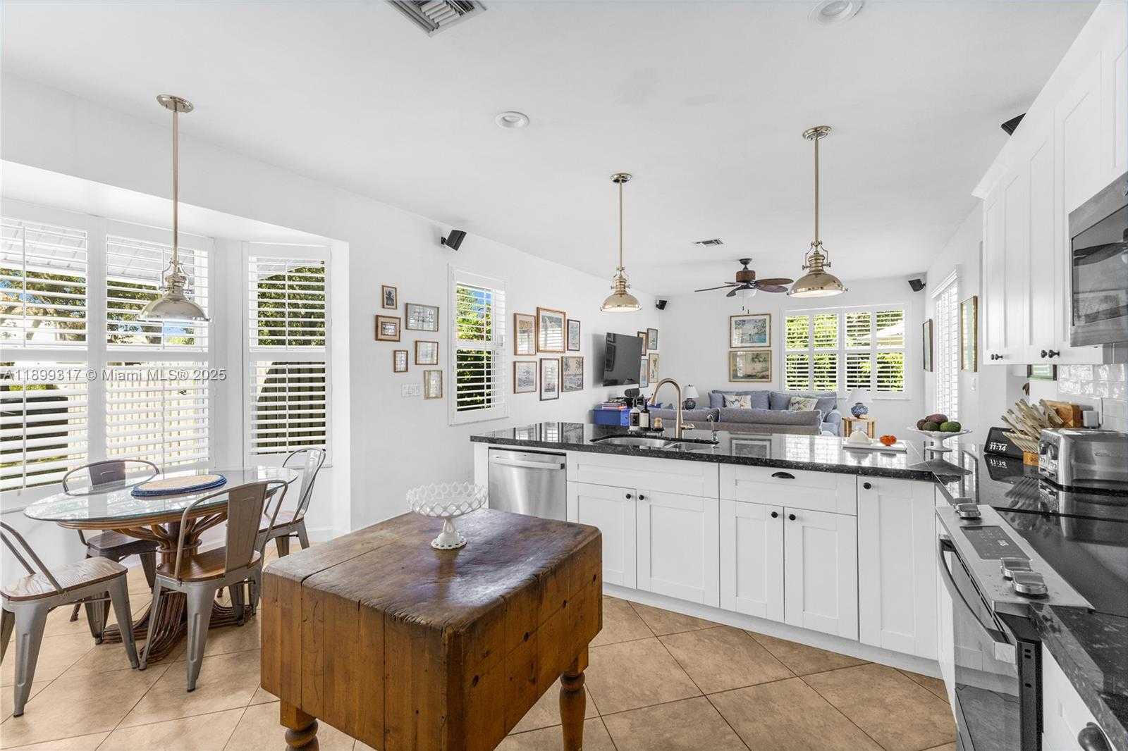 Small Image of 10821 WEST LONDON ST, Cooper City Number 30