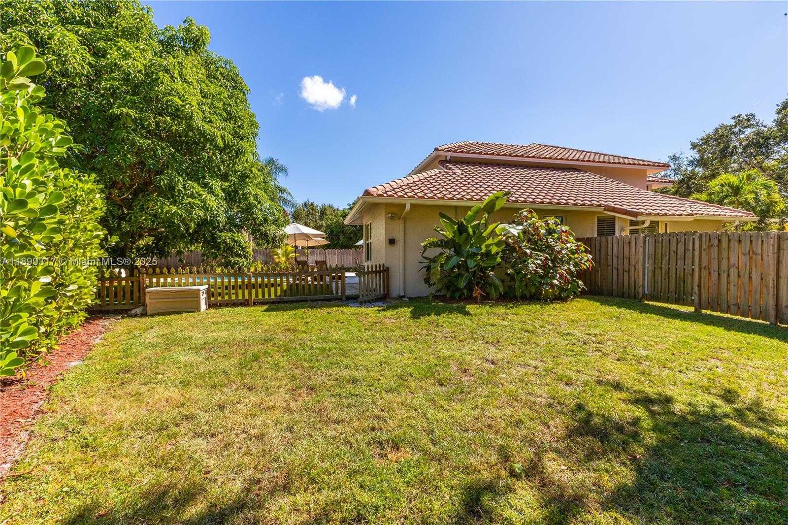 Small Image of 10821 WEST LONDON ST, Cooper City Number 49