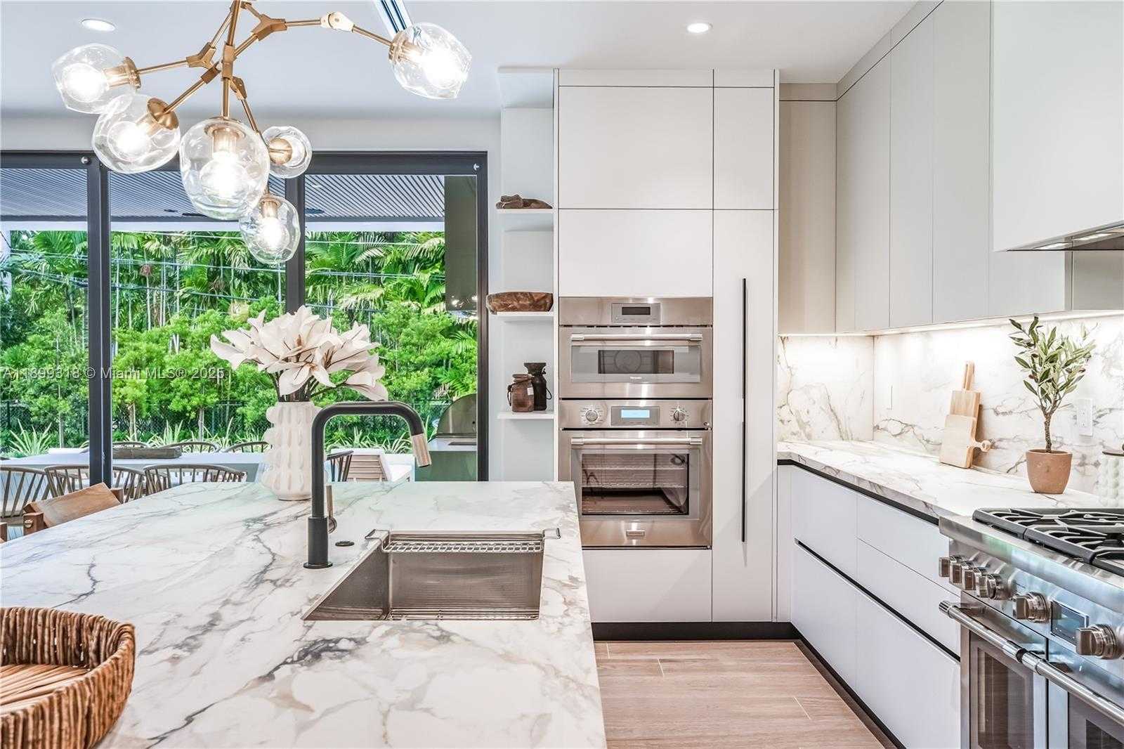 Small Image of 6781 SOUTH WEST 75TH TER, South Miami Number 17