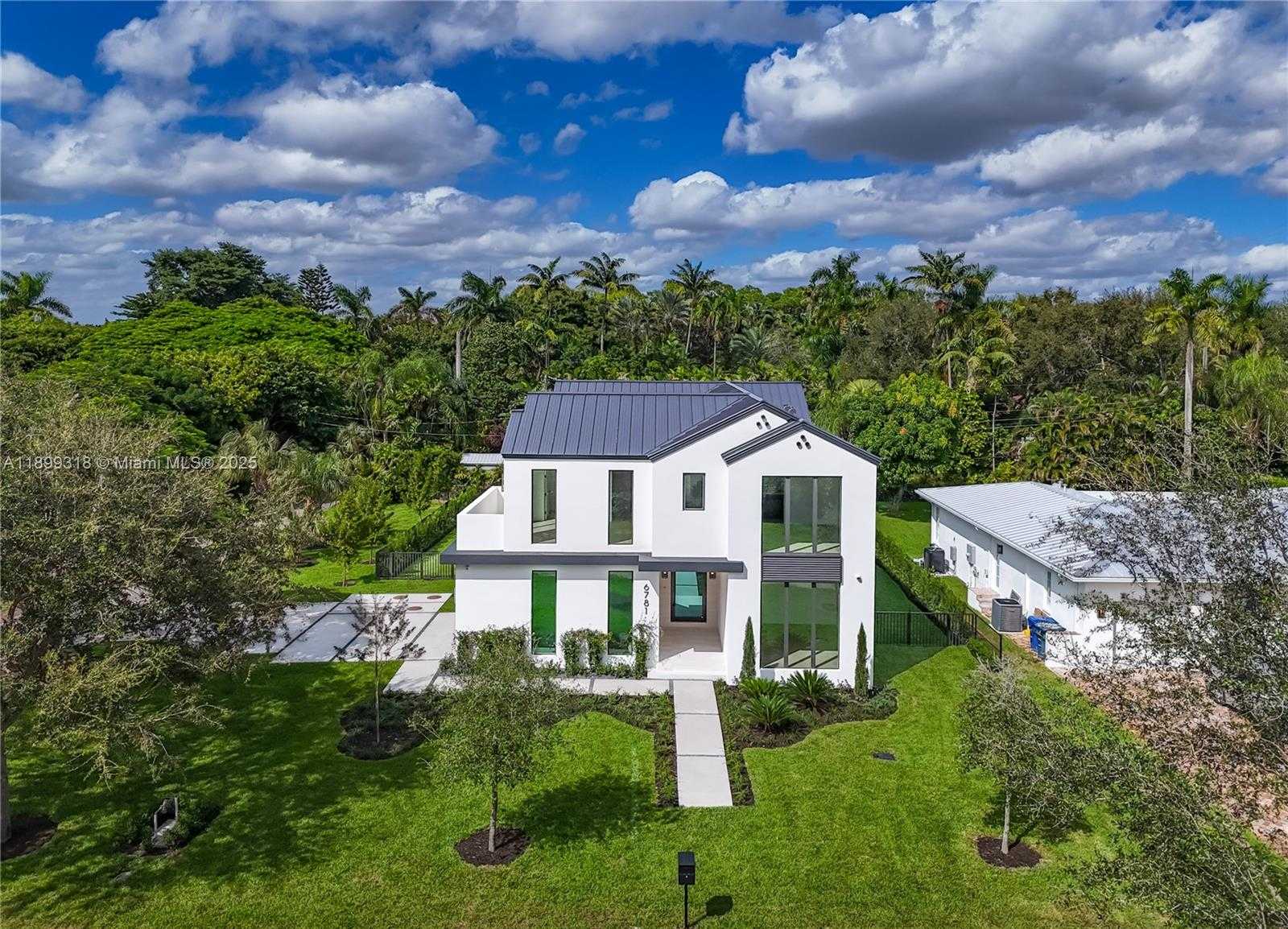 Small Image of 6781 SOUTH WEST 75TH TER, South Miami Number 46