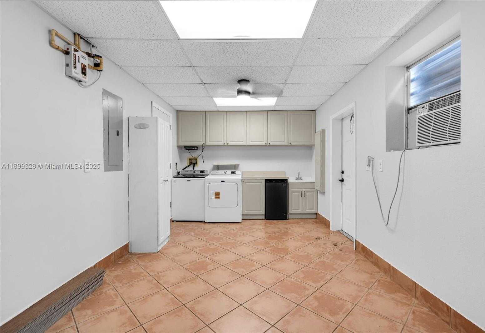 Small Image of 8860 NORTH WEST 15TH ST, Pembroke Pines Number 27