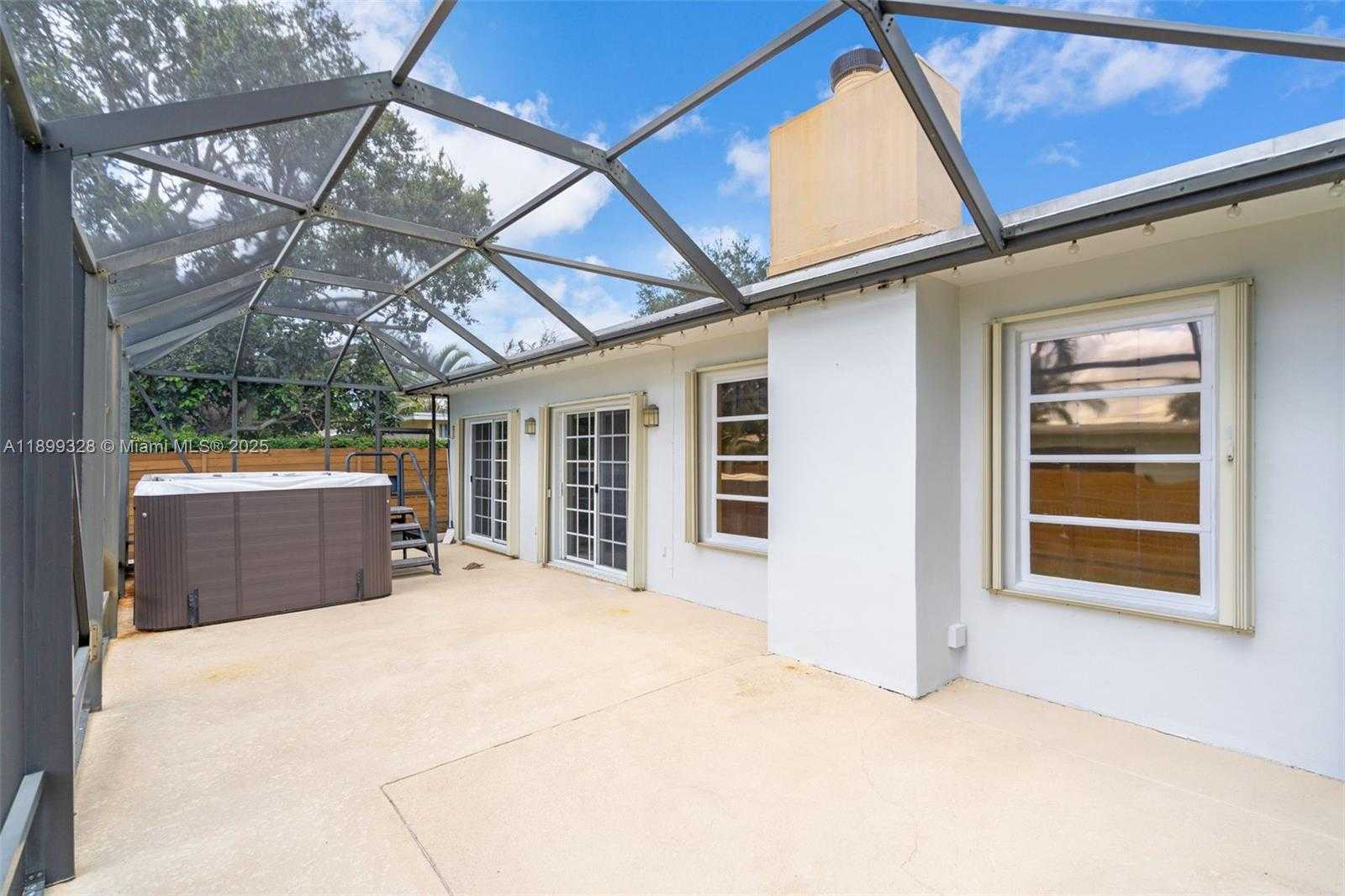 Small Image of 8860 NORTH WEST 15TH ST, Pembroke Pines Number 32