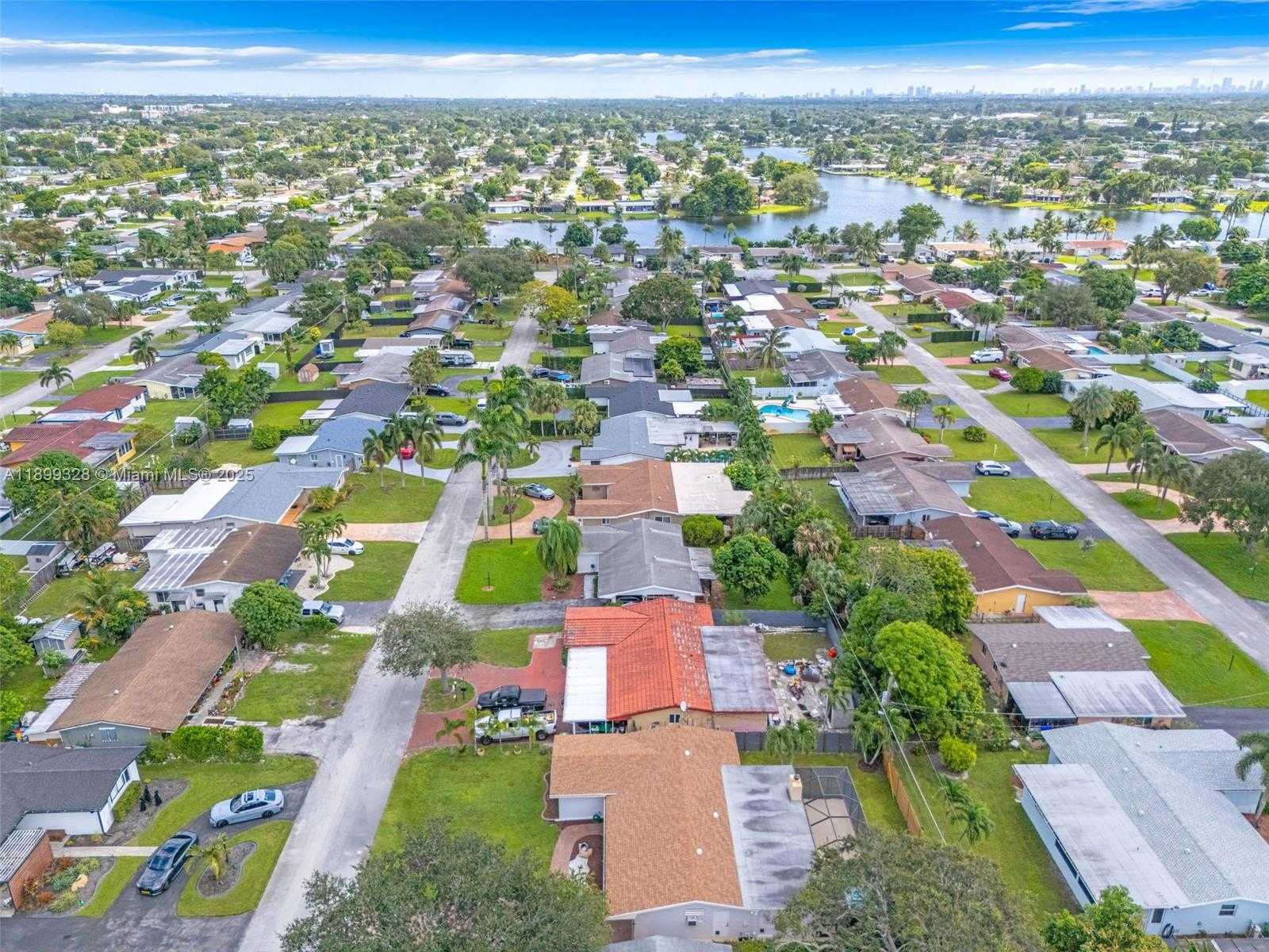 Small Image of 8860 NORTH WEST 15TH ST, Pembroke Pines Number 42