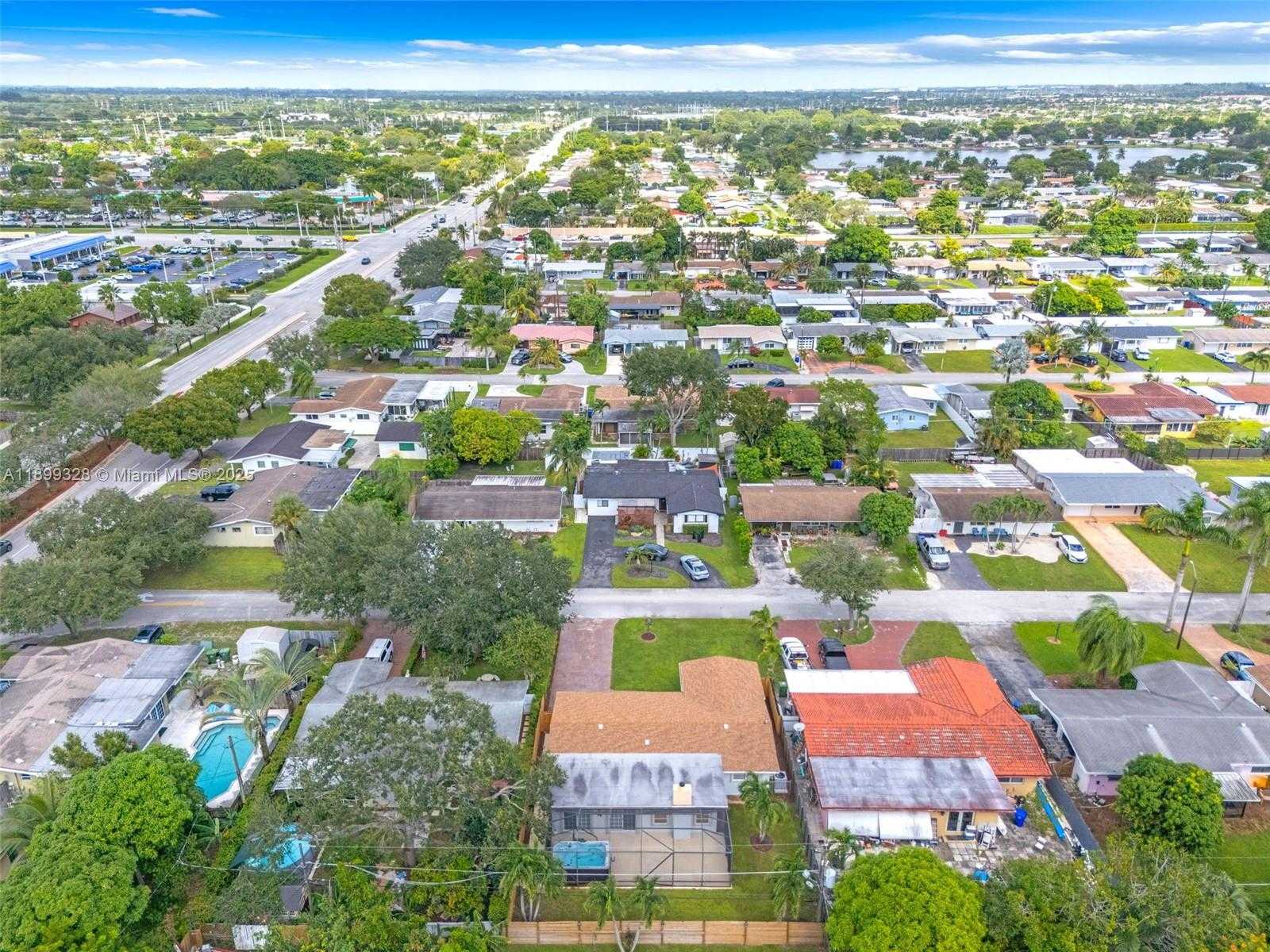 Small Image of 8860 NORTH WEST 15TH ST, Pembroke Pines Number 44