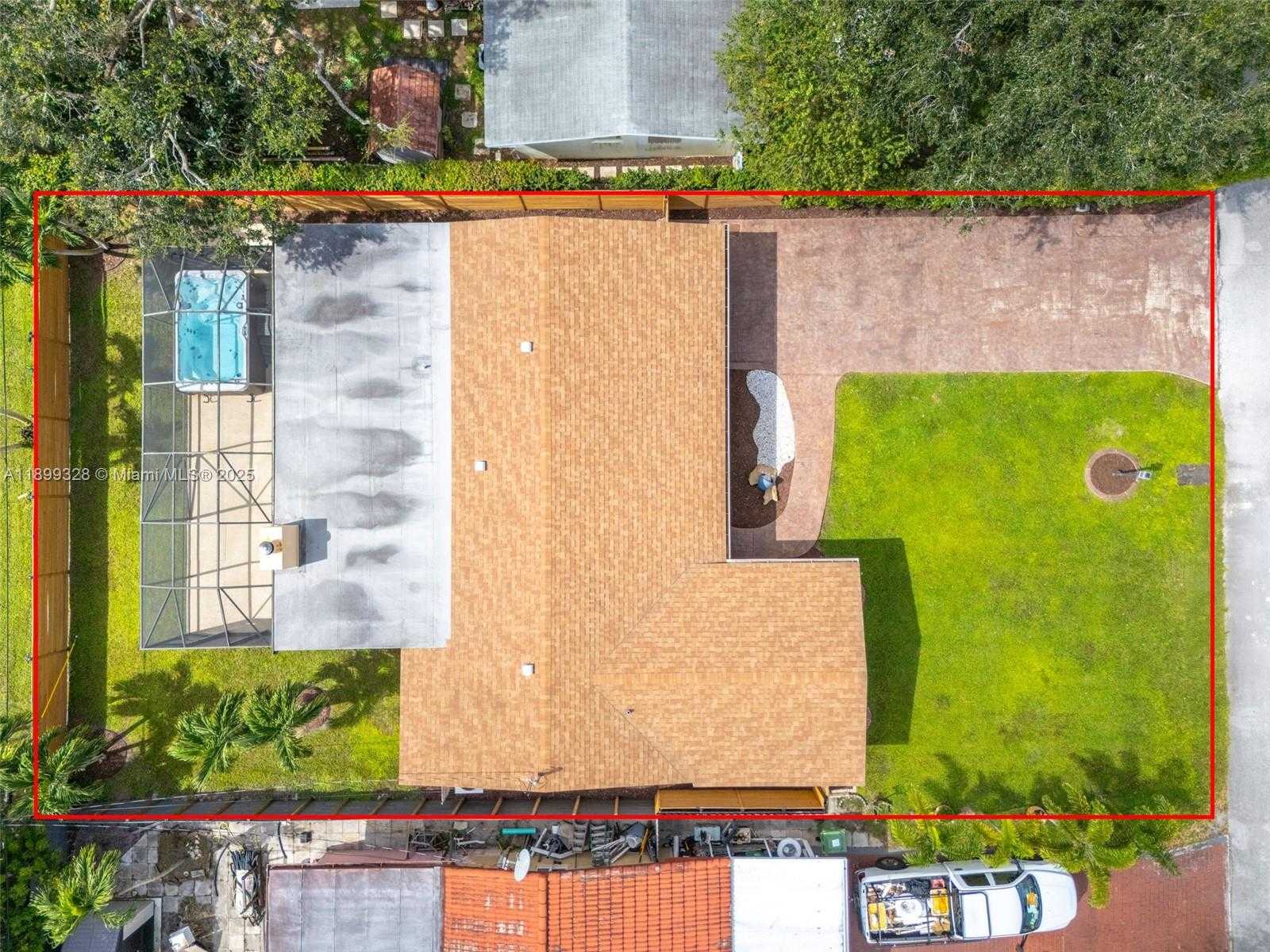 Small Image of 8860 NORTH WEST 15TH ST, Pembroke Pines Number 49