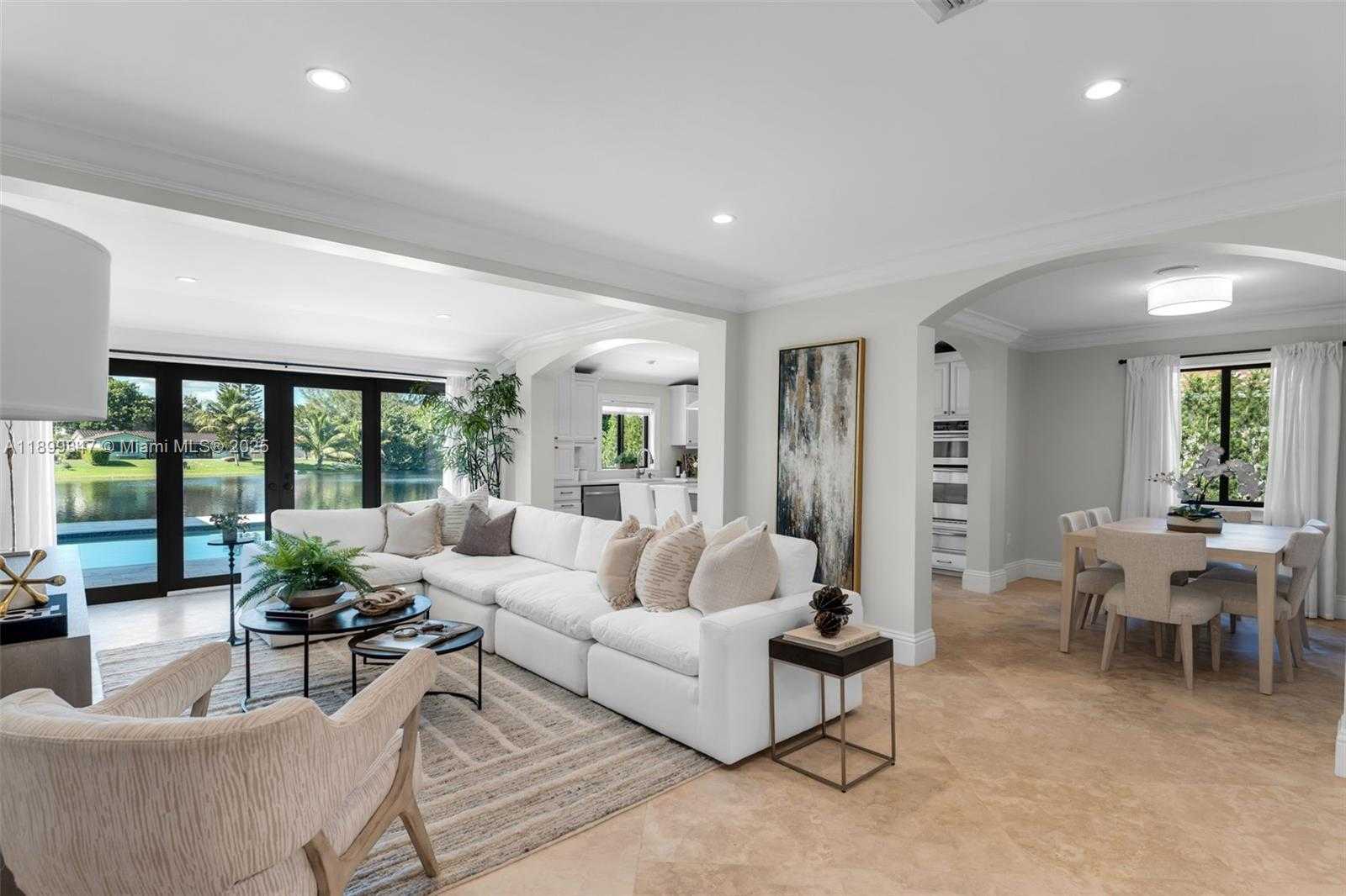 Small Image of 14940 EGAN LN, Miami Lakes Number 25