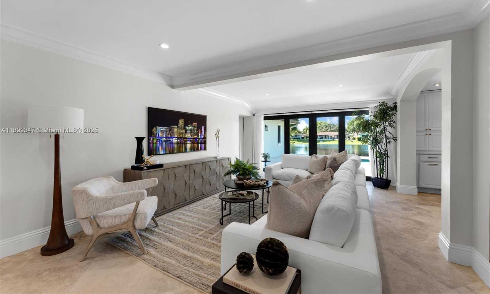Small Image of 14940 EGAN LN, Miami Lakes Number 38