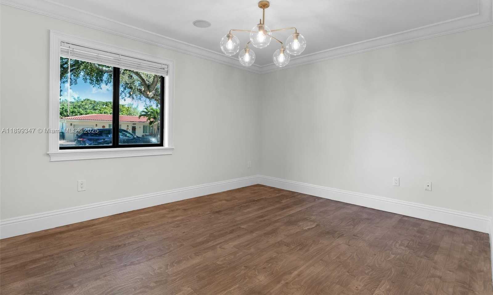 Small Image of 14940 EGAN LN, Miami Lakes Number 45