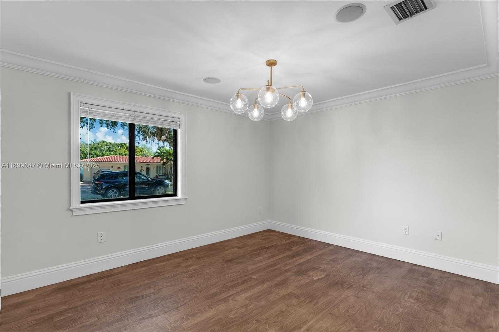 Small Image of 14940 EGAN LN, Miami Lakes Number 49