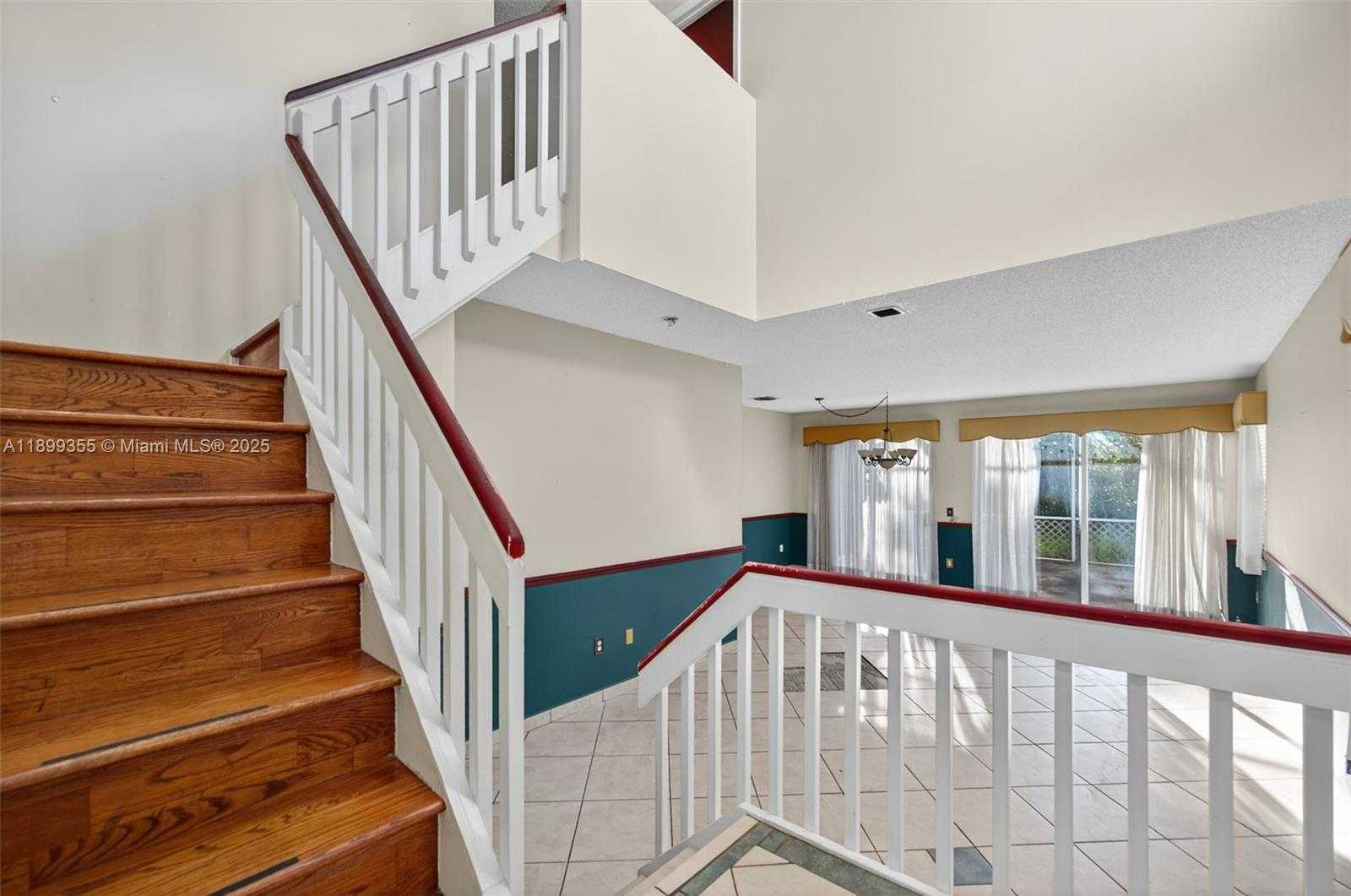 Small Image of 1392 NORTH WEST 159TH LN, Pembroke Pines Number 16