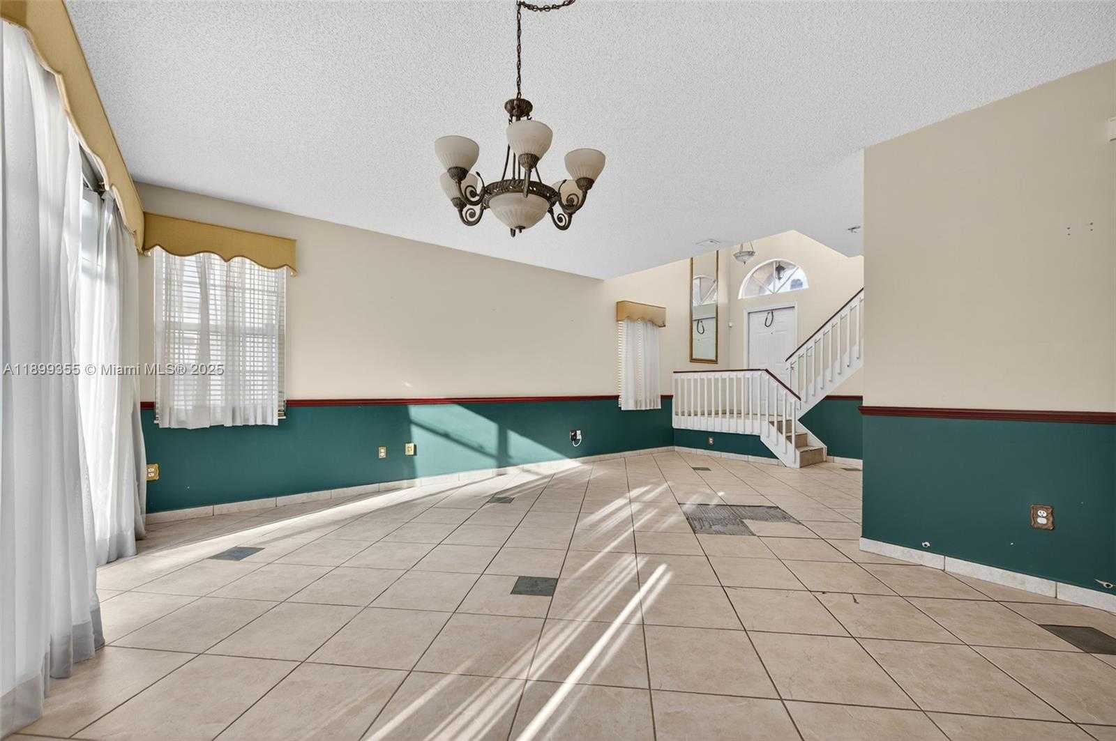 Small Image of 1392 NORTH WEST 159TH LN, Pembroke Pines Number 8