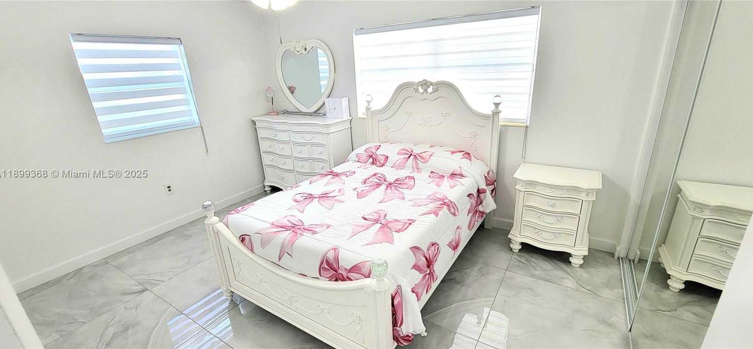 Small Image of 730 NORTH WEST 178TH TER, Miami Gardens Number 14