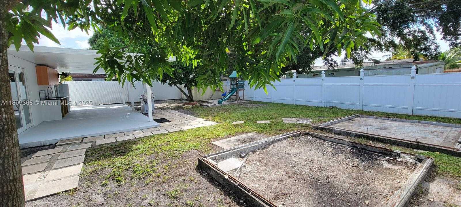 Small Image of 730 NORTH WEST 178TH TER, Miami Gardens Number 30