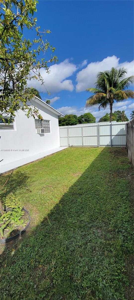 Small Image of 730 NORTH WEST 178TH TER, Miami Gardens Number 38