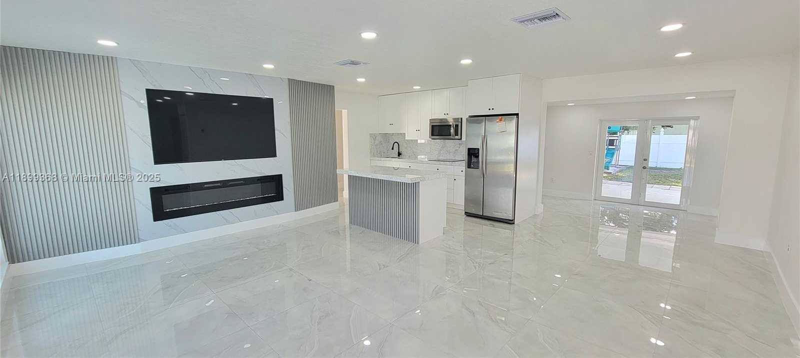 Small Image of 730 NORTH WEST 178TH TER, Miami Gardens Number 4