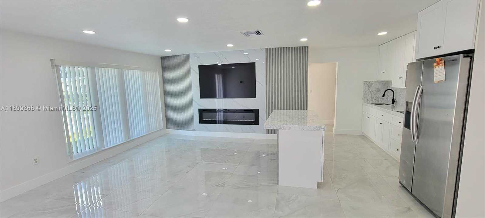 Small Image of 730 NORTH WEST 178TH TER, Miami Gardens Number 6
