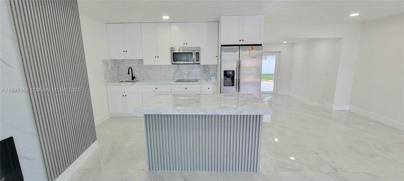 Small Image of 730 NORTH WEST 178TH TER, Miami Gardens Number 7
