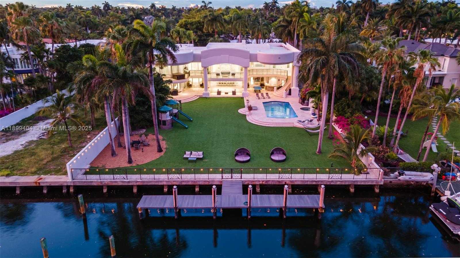 Small Image of 929 NORTH SOUTHLAKE DR, Hollywood Number 29