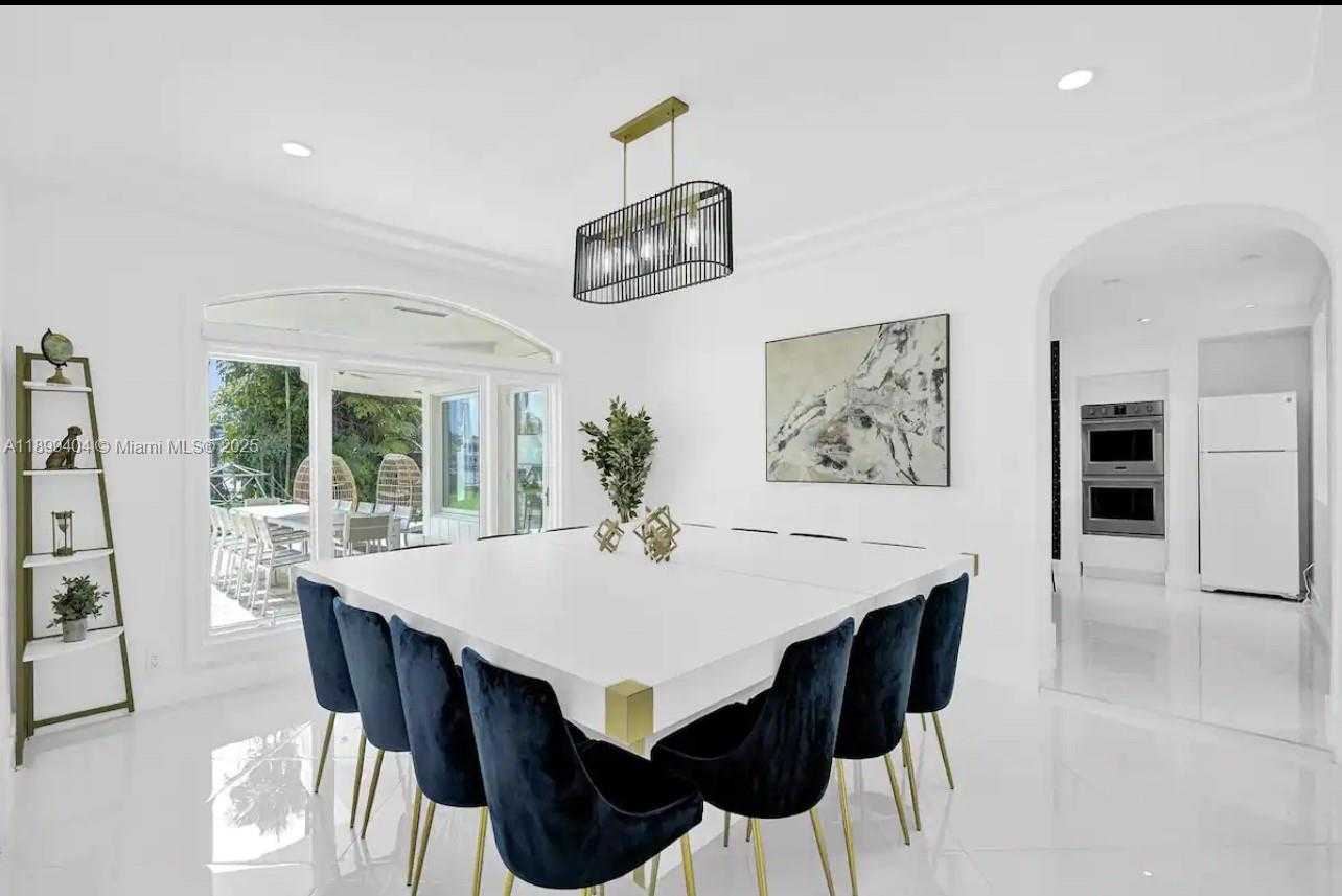 Small Image of 929 NORTH SOUTHLAKE DR, Hollywood Number 41