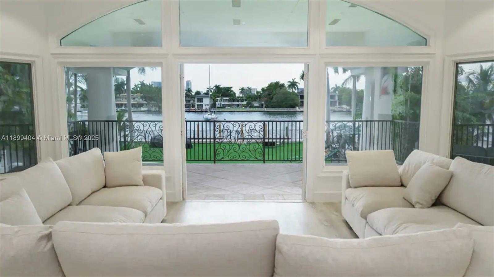 Small Image of 929 NORTH SOUTHLAKE DR, Hollywood Number 8