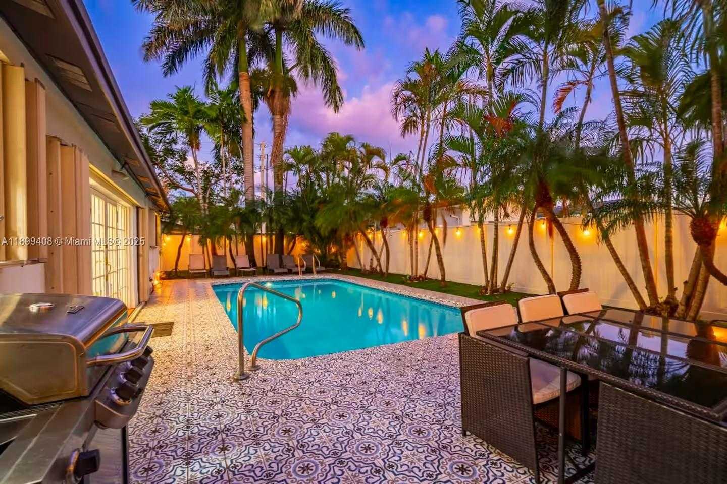 Small Image of 1244 GARFIELD ST, Hollywood Number 53
