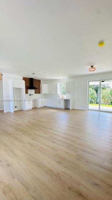 Small Image of 104 LAVENDER, Lake Placid Number 20