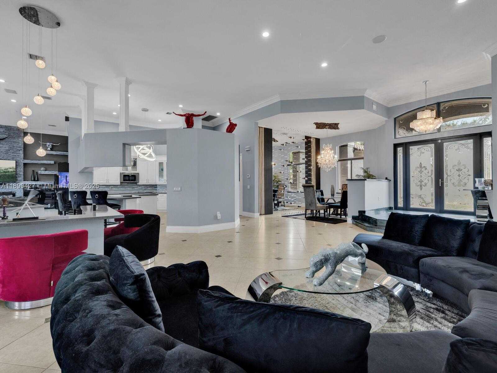 Small Image of 12995 SOUTH WEST 40TH ST, Davie Number 16
