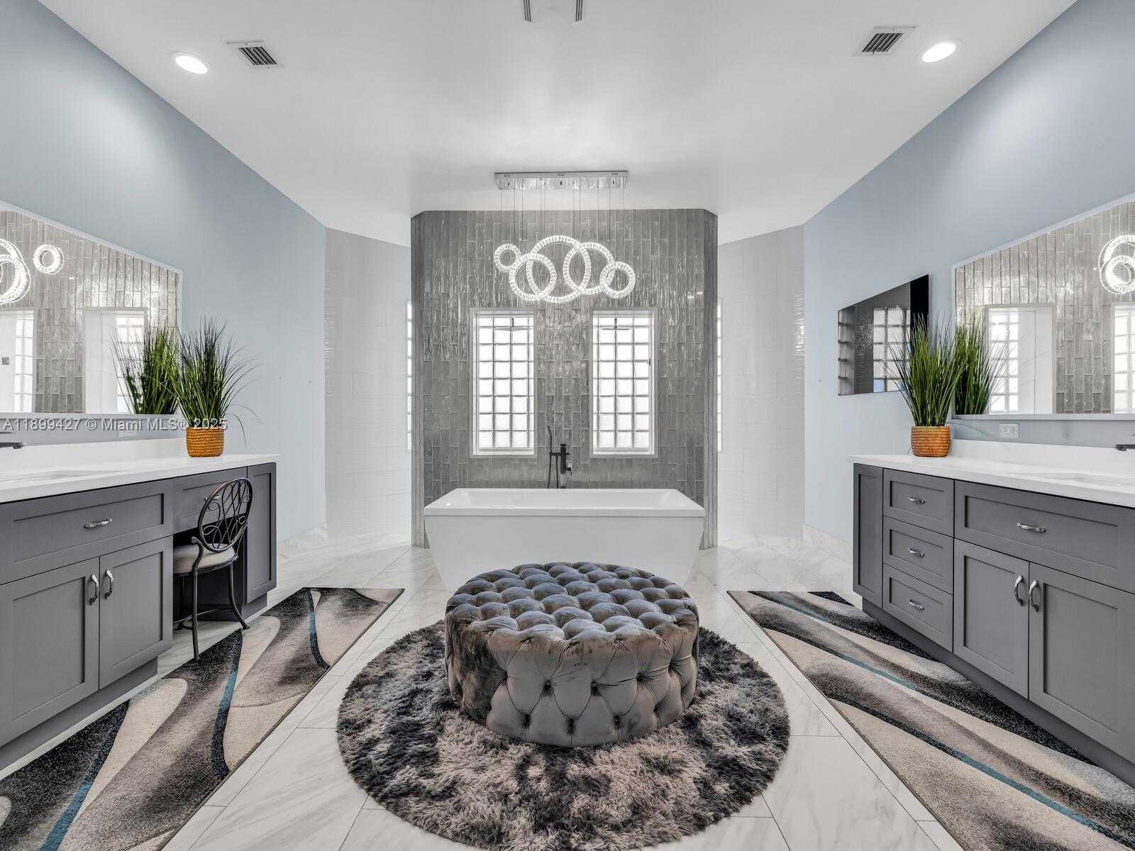 Small Image of 12995 SOUTH WEST 40TH ST, Davie Number 31