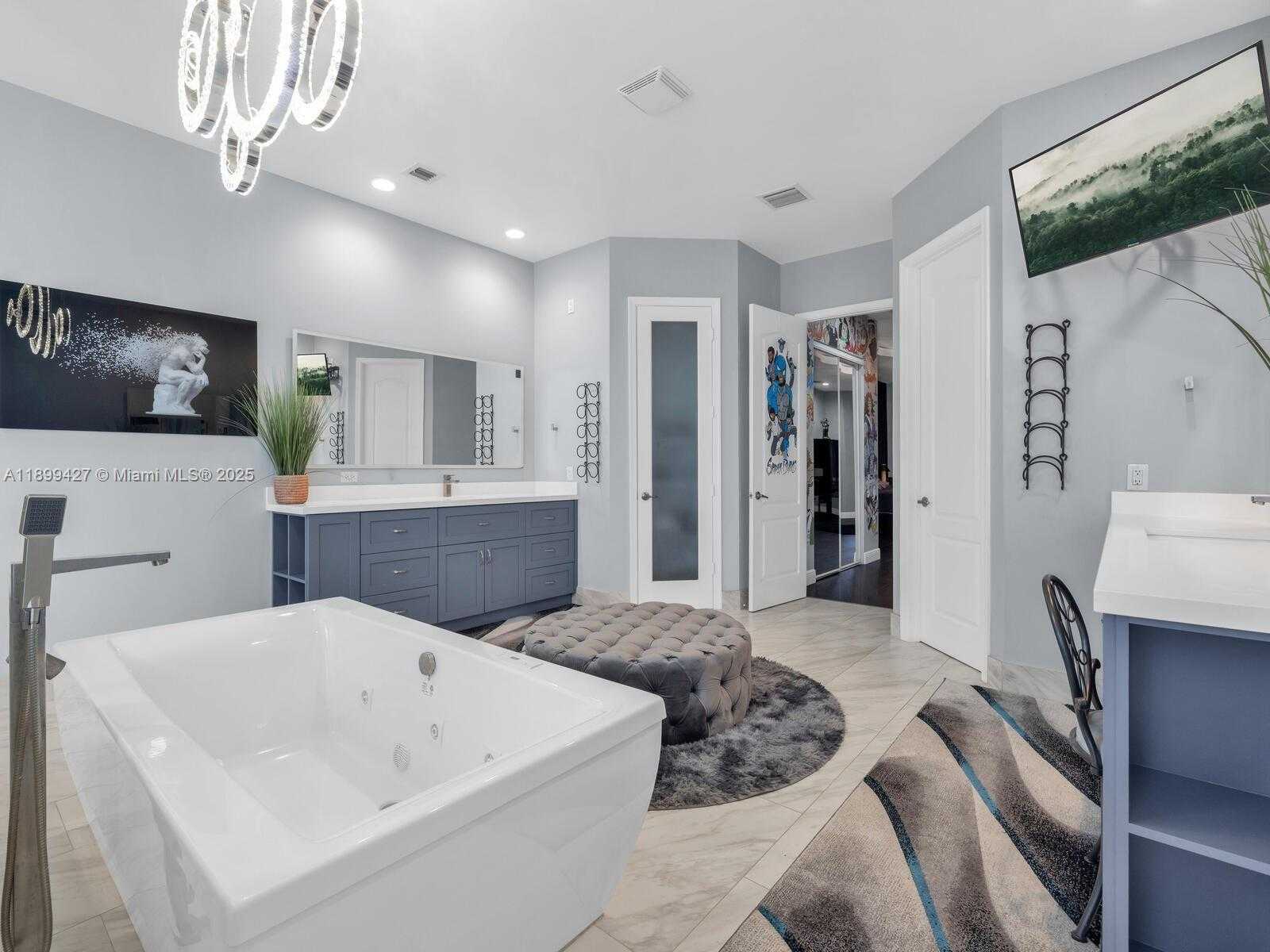 Small Image of 12995 SOUTH WEST 40TH ST, Davie Number 35