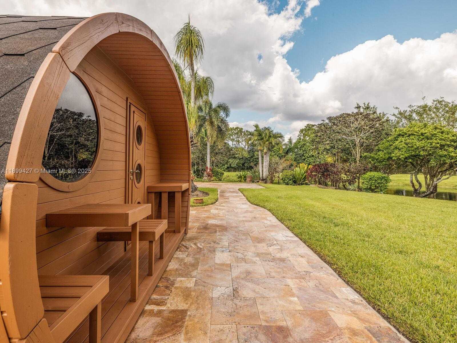 Small Image of 12995 SOUTH WEST 40TH ST, Davie Number 38