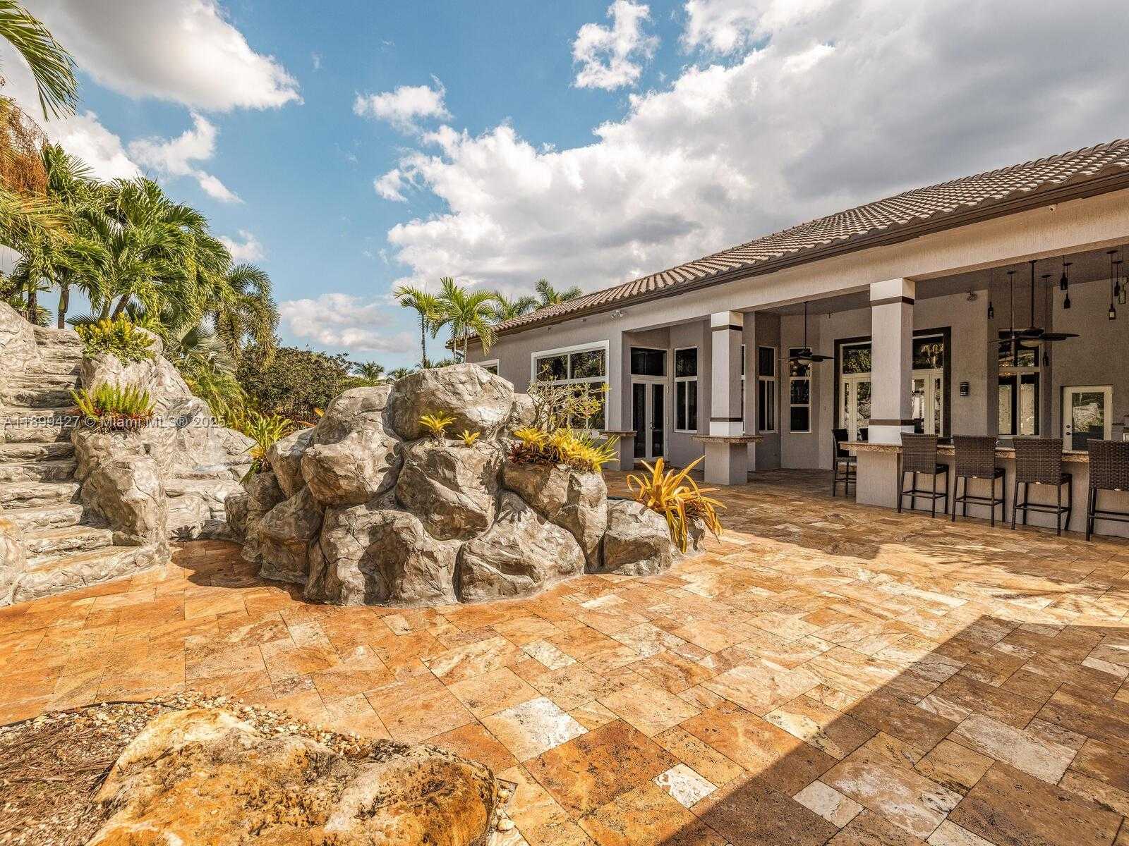 Small Image of 12995 SOUTH WEST 40TH ST, Davie Number 57