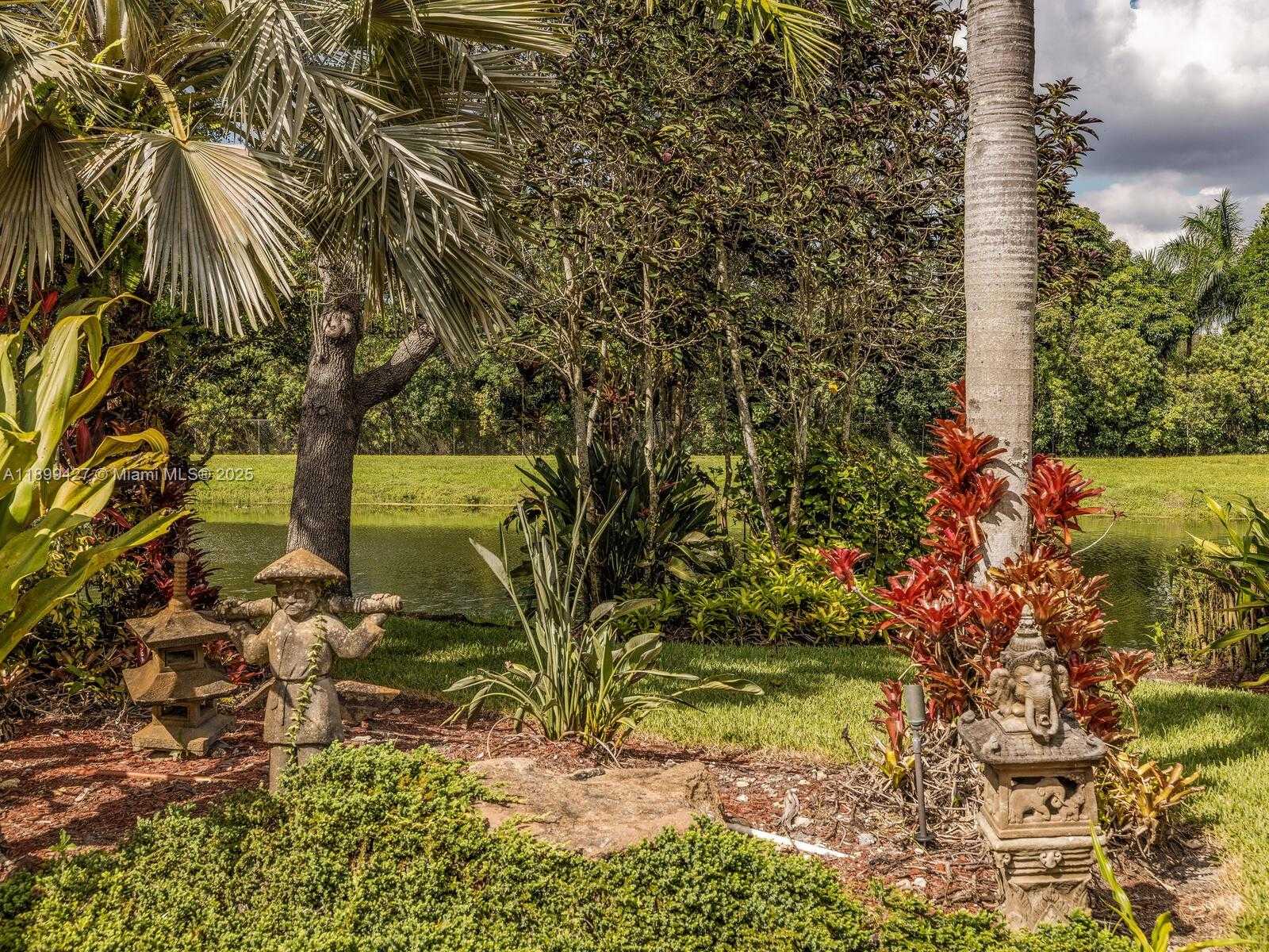 Small Image of 12995 SOUTH WEST 40TH ST, Davie Number 58
